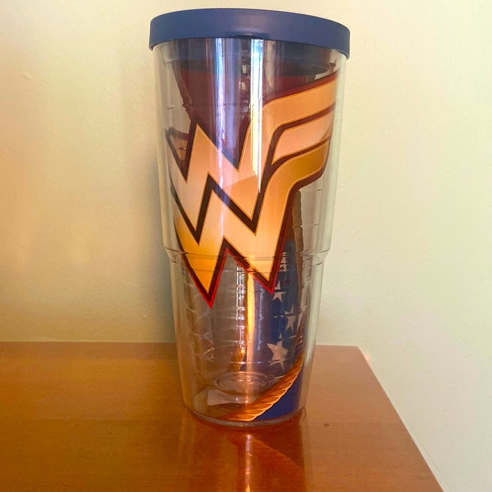 Wonder Woman Tervis